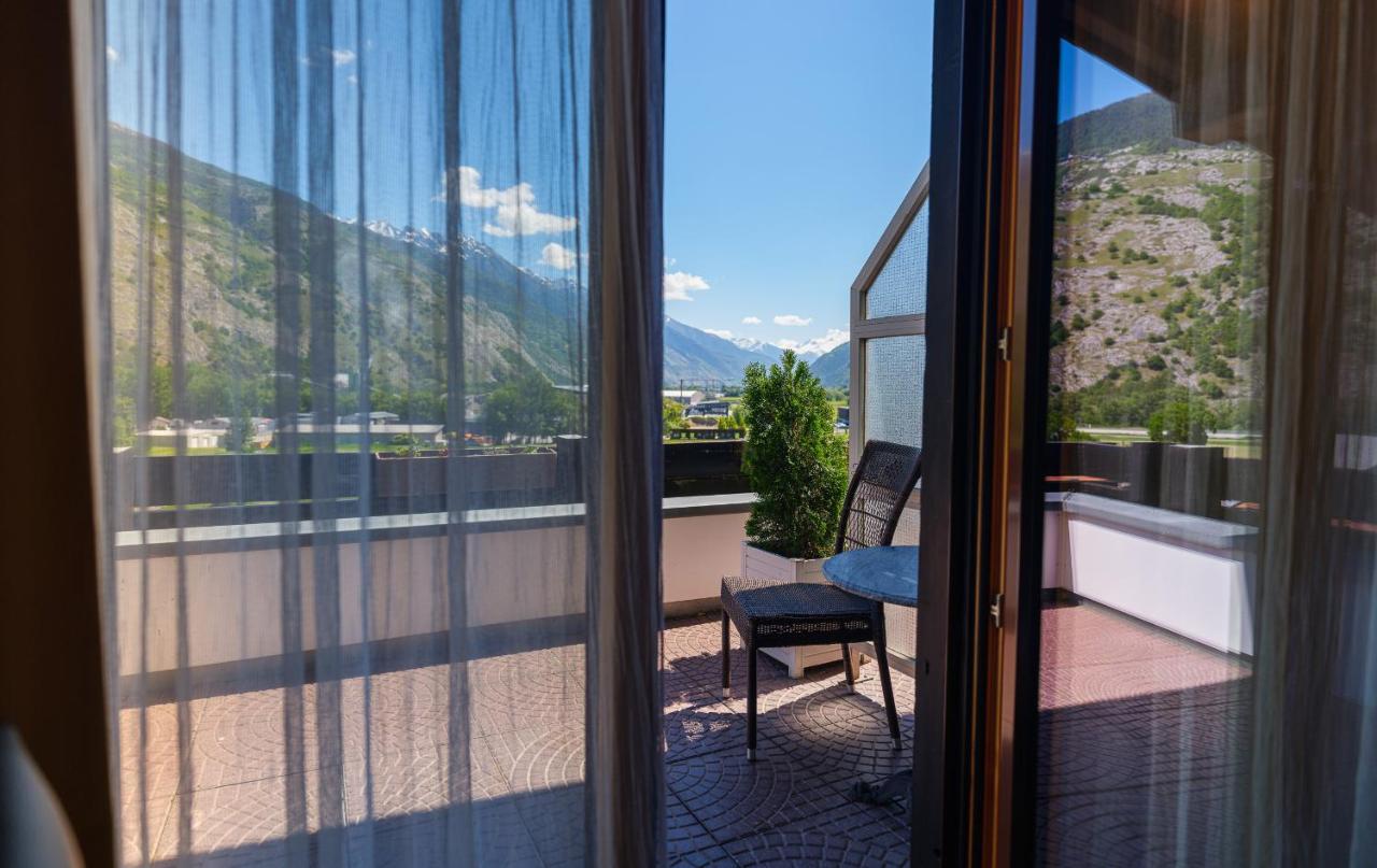 Готель Relais Bayard Leuk Екстер'єр фото