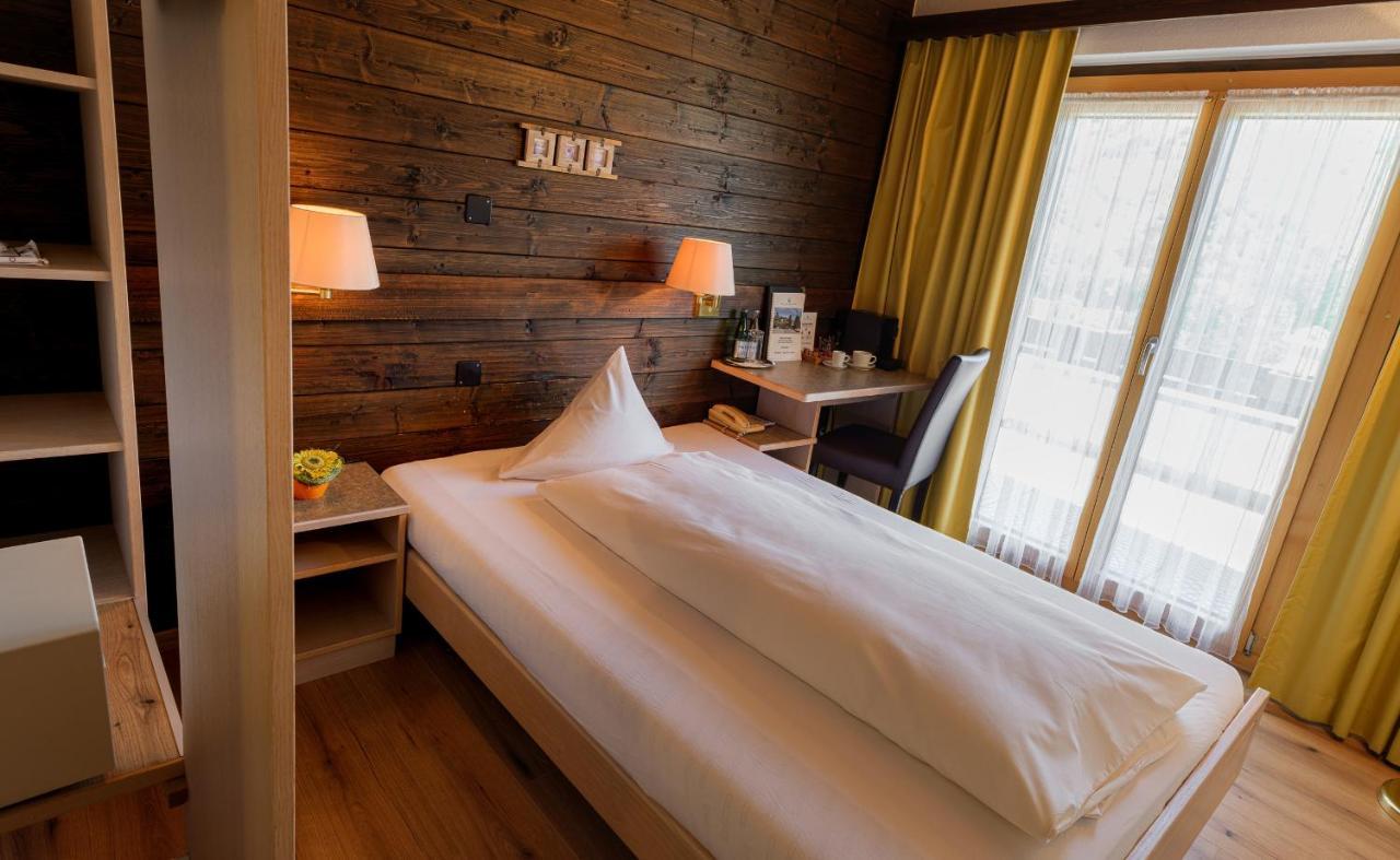 Готель Relais Bayard Leuk Екстер'єр фото